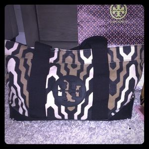💯 % Authentic Tory Burch Canvas bag